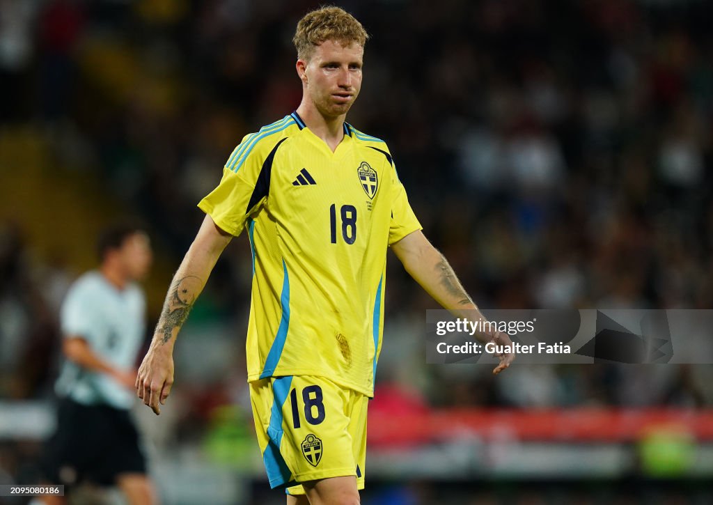 Portugal v Sweden - International Friendly