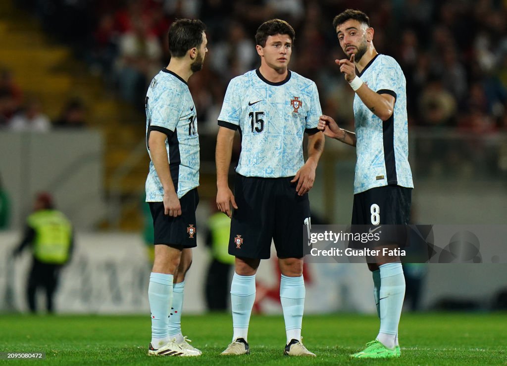 Portugal v Sweden - International Friendly