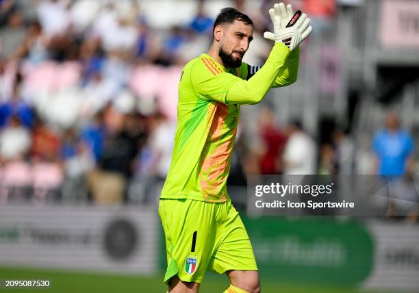 Italy goaltender Gianluigi Donnarumma claps his hands on the pitch before the Italy vs. Venezuela International Friendly match on March 21 at Chase...