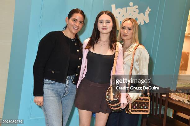 Fara Kelli 171 Kelly Clancy Stock Photos, High-Res Pictures, and Images - Getty Images