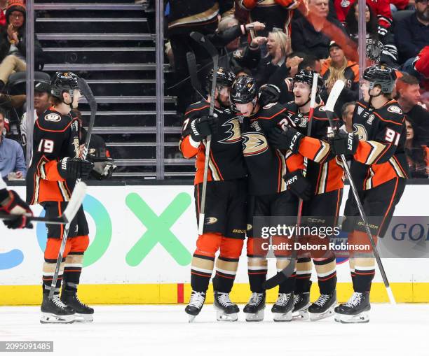Alex Killorn of the Anaheim Ducks celebrates his goal with teammates during the second period against the Chicago Blackhawks at Honda Center on March...