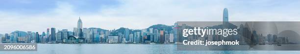 sur la ville de hong kong - bateau de voyageurs photos et images de collection
