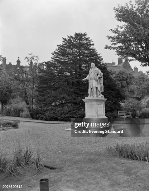 The statue of Sir Hans Sloane by John Michael Rysbach in the Chelsea Physic Garden, London, July 29th 1955.