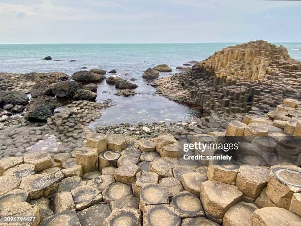 north ireland- giant’s causeway - pebble shapes stock pictures, royalty-free photos & images