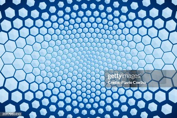 Hexagons pattern breaking away