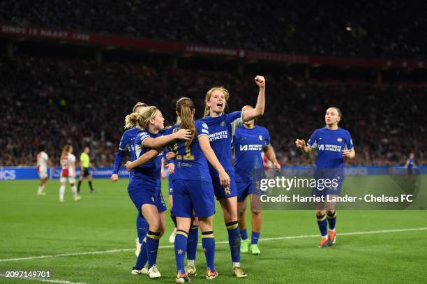 Sjoeke Nusken of Chelsea celebrates with teammates after scoring her team's second goal during the UEFA Women's Champions League 2023/24 Quarter...