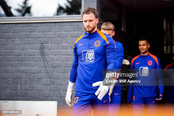 Netherlands goalkeeper Mark Flekken during a Training Session of the Netherlands Men's Football Team at the KNVB Campus on March 21, 2024 in Zeist,...