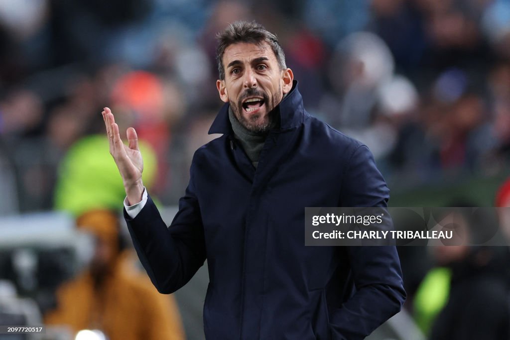 Kerala Blasters reportedly hire Spanish tactician David Doniga as the new head coach-sportzpoint.com