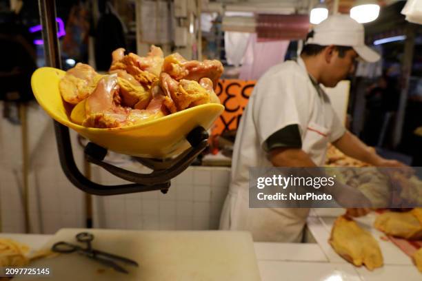 Chickens are being sold at a market in Mexico City. The Ministry of Health of Tlaxcala, Mexico, is currently issuing an epidemiological alert due to...