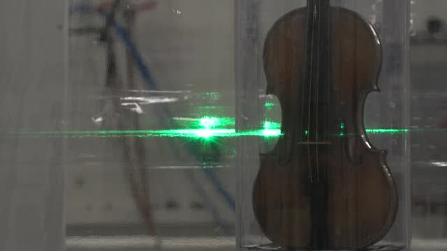 FRA: A famous Paganini violin is examined using synchrotron X-rays
