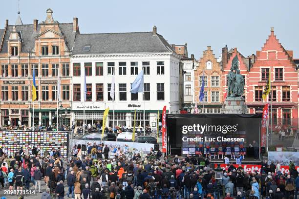 General view of Dylan Groenewegen of The Netherlands, Amund Grondahl Jansen of Norway, Luka Mezgec of Slovenia, Kellan O'Brien of Australia, Blake...