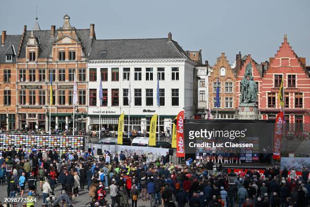 General view of Edward Theuns of Belgium, Simone Consonni of Italy, Daan Hoole of The Netherlands, Alex Kirsch of Luxembourg, Mathias Vacek of Czech...