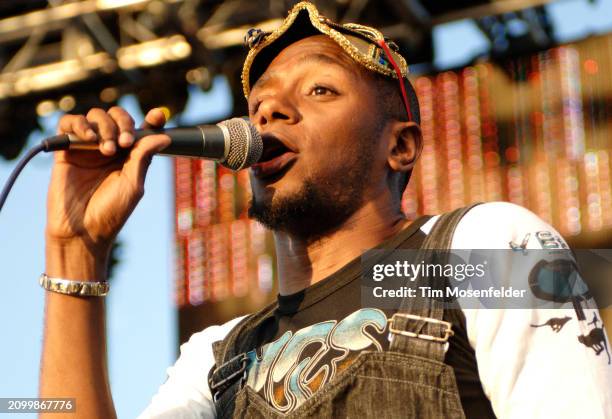 Mos Def performs during the Sasquatch! Music & Arts festival at The Gorge amphitheatre on May 23, 2009 in Quincy, Washington.