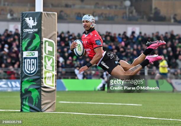 Galway , Ireland - 23 March 2024; Edwill van der Merwe of Emirates Lions dives over to score his side's third try during the United Rugby...
