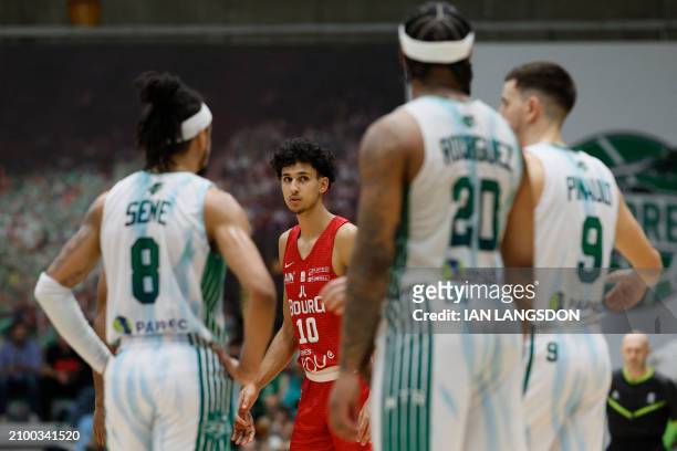 Bourg-en-Bresse's French forward Zaccharie Risacher looks on during the French Ligue Nationale de Basket Pro A match between Nanterre 92 and JL Bourg...
