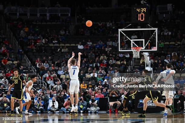 Steven Ashworth of the Creighton Bluejays puts up a shot in the first overtime of the game against the Oregon Ducks during the second round of the...