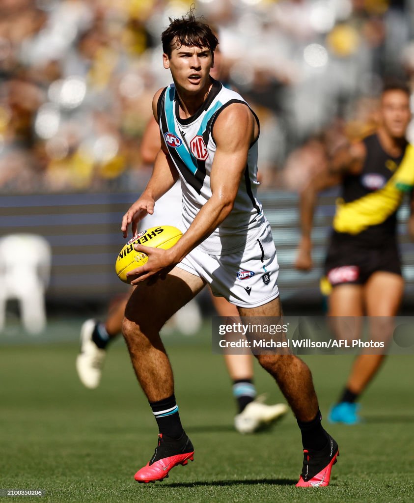Diss Rozee Connor Rozee of the Power in action during the 2024 AFL Round 02 ...
