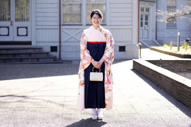 JPN: Princess Aiko Graduates University