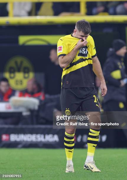 Niclas Füllkrug of Borussia Dortmund looks dejected during the Bundesliga match between Borussia Dortmund and Eintracht Frankfurt at Signal Iduna...