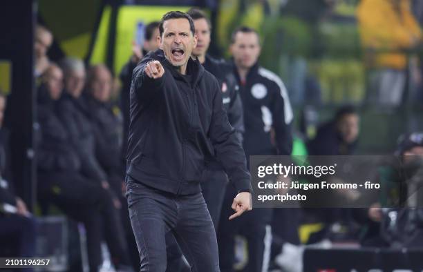 Dino Toppmöller coach of Frankfurt gestures during the Bundesliga match between Borussia Dortmund and Eintracht Frankfurt at Signal Iduna Park on...