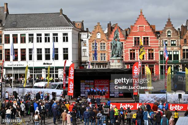 Nina Buijsman of The Netherlands, Coralie Demay of France, Vittoria Guazzini of Italy, Gladys Verhulst-Wild of France, Alessia Vigilia of Italy, Jade...