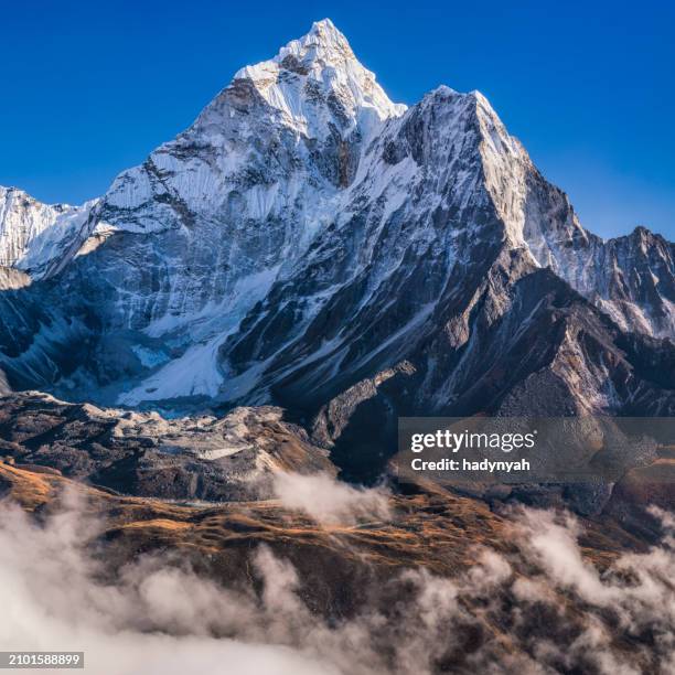 53mpix panorama of beautiful  mount ama dablam in  himalayas, nepal - icefall stock pictures, royalty-free photos & images