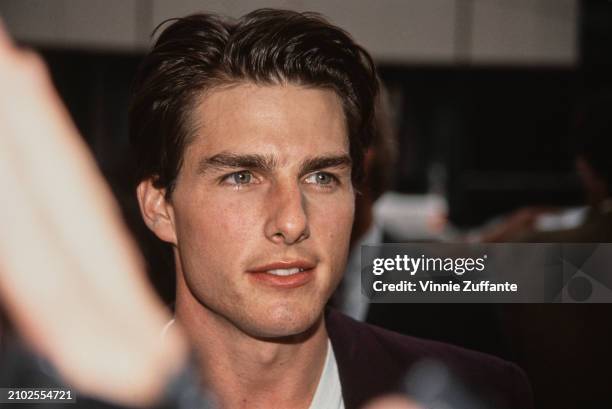 American actor Tom Cruise attends the Beverly Hills premiere of 'Far and Away', held at the Academy Theater in Beverly Hills, California, 20th May...