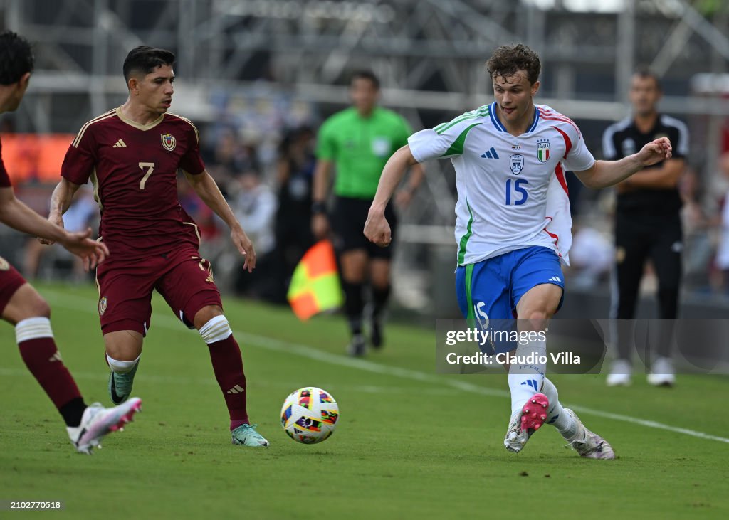 Venezuela v Italy - International Friendly