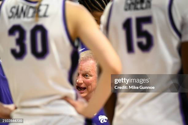 Head coach Jeff Mittie of the Kansas State Wildcats talks to the team during the second round of the 2024 NCAA Women's Basketball Tournament held at...