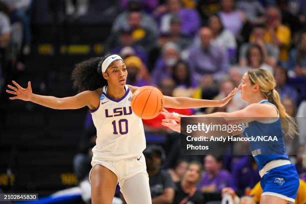 Angel Reese of the LSU Tigers attempts to guard Savannah Wheeler of the Middle Tennessee Blue Raiders during the first quarter during the second...