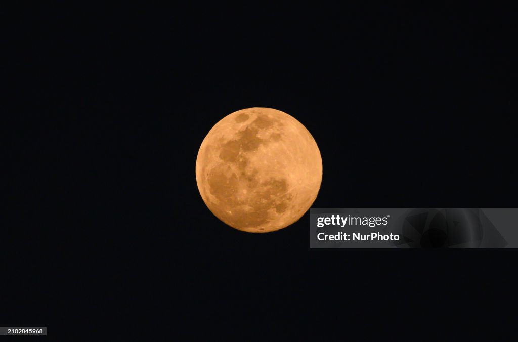 March's Full Moon - "Worm Moon" Or "crow Moon"