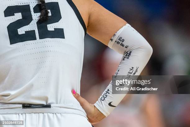 Guard Talia von Oelhoffen of the Oregon State Beavers wears an arm sleeve during the 2024 NCAA Women's Basketball Tournament second round game...