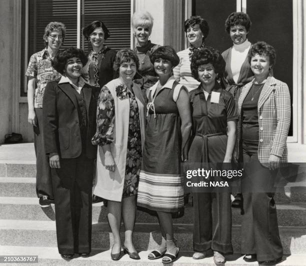 Group photo of Californian women volunteering for a NASA bed rest study at the Ames Research Center in California, April 12th 1977. Front : Charlene...