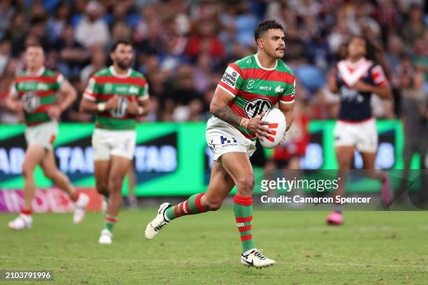 Latrell Mitchell of the Rabbitohs runs the ball during the round three NRL match between Sydney Roosters and South Sydney Rabbitohs at Allianz...