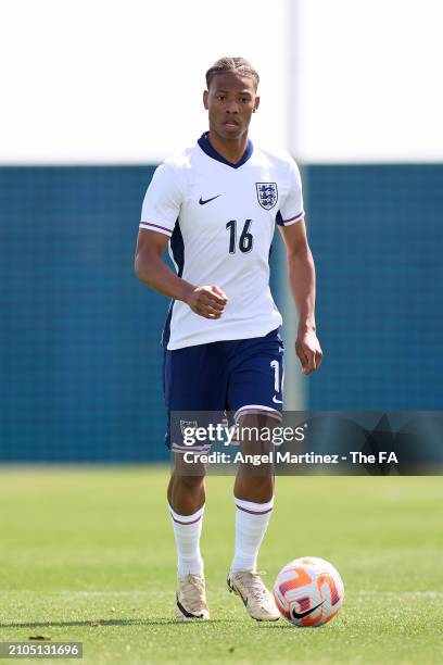 Ishe Samuels Smith of England U18 runs with the ball during the International Friendly match between England U18 and Germany U18 at Pinatar Arena on...