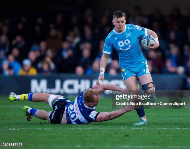 Sale Sharks' Joe Carpenter in action during the Gallagher Premiership Rugby match between Bath Rugby and Sale Sharks at Recreation Ground on March...