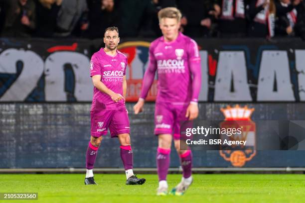 Roel Janssen of VVV-Venlo looks dejected after conceding the team's first goal during the Dutch Keuken Kampioen Divisie match between Willem II and...