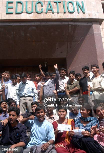 Students shouting slogans against CBSE Board in front of gate of CBSE at Preet Vihar after PMT paper leak on April 11, 2004 in New Delhi, India.