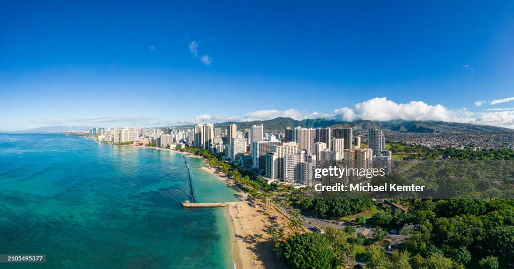 Aerial view of the Honolulu skyline