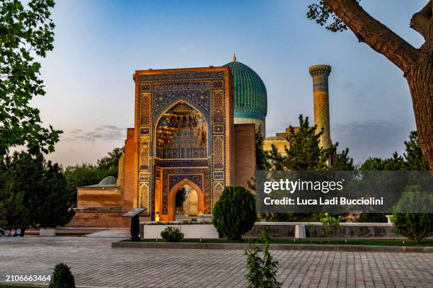 bibi khanym mausoleum, samarkand, uzbekistan - mausoleum stock pictures, royalty-free photos & images