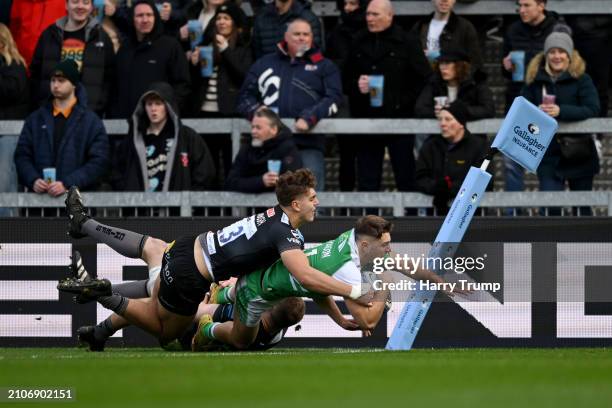 Ben Stevenson of Newcastle Falcons scores his team's first try during the Gallagher Premiership Rugby match between Exeter Chiefs and Newcastle...