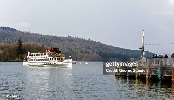 lake windermere - lake windermere stock pictures, royalty-free photos & images