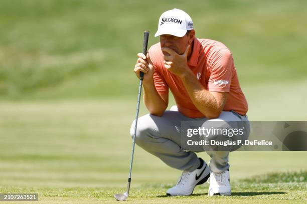 Lucas Glover of the United States lines up a putt on the fifth green during the third round of the Valspar Championship at Copperhead Course at...