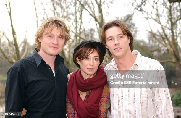 Dutch presenter Michiel de Jong, Dutch presenter Manouk van der Meulen, Dutch presenter Harpert Michielsen at Dutch TV show DE ERFENIS