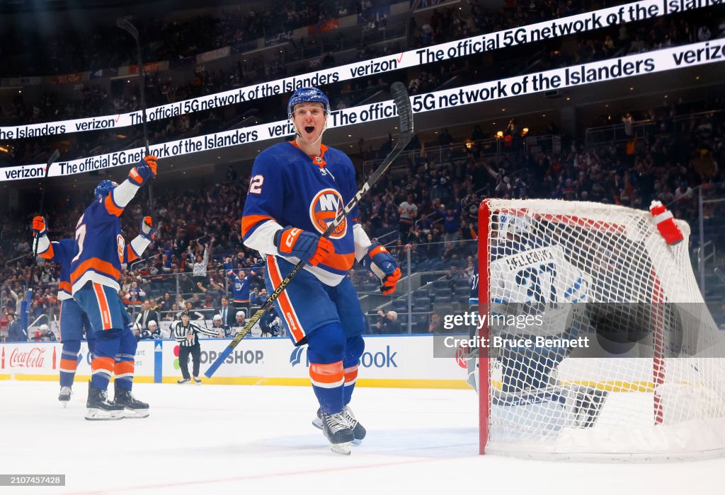 Winnipeg Jets v New York Islanders