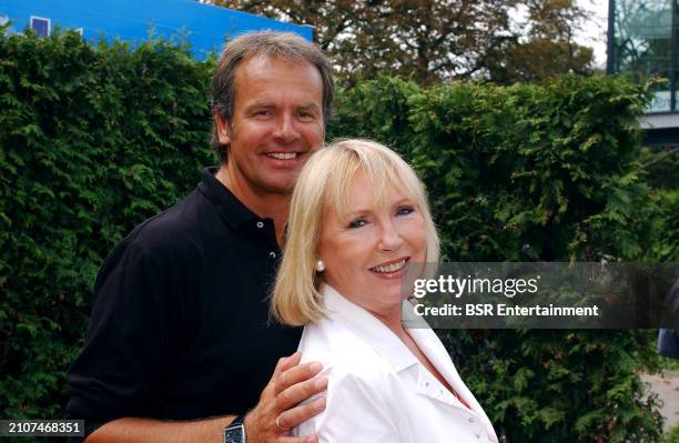 Presenters Bert Kuizenga and Mireille Bekooy of the Dutch TV cooking and talk show Tros MiddagMagazine