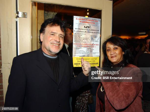 Dutch singer George Baker (Johannes (Hans) Bouwens) with wife Blanche..., Nieuwsfoto's