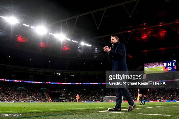 Gareth Southgate, Manager of England men's senior team, gives instructions during the international friendly match between England and Brazil at...