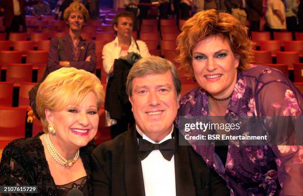 Jury members Wilma Driessen, Ruud van der Meer, Marjolein Touw are seen on set during an episode of the Dutch TROS TV opera contest show Una Voce...