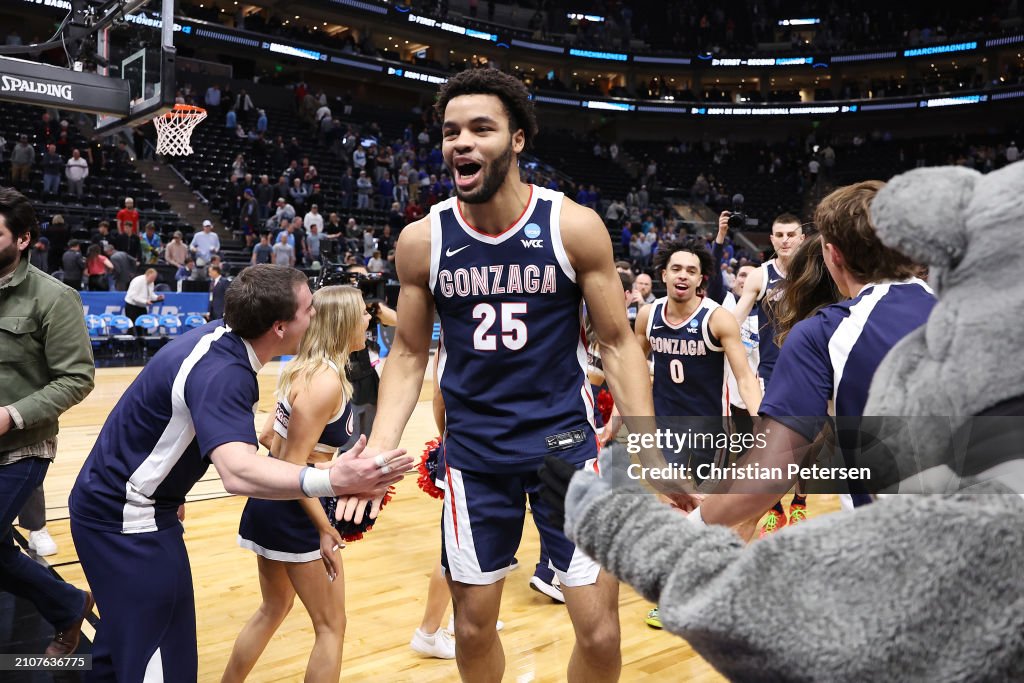 Gonzaga v Kansas